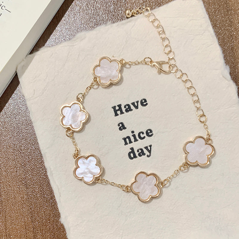 TB Luminous Petal Clover Bracelet