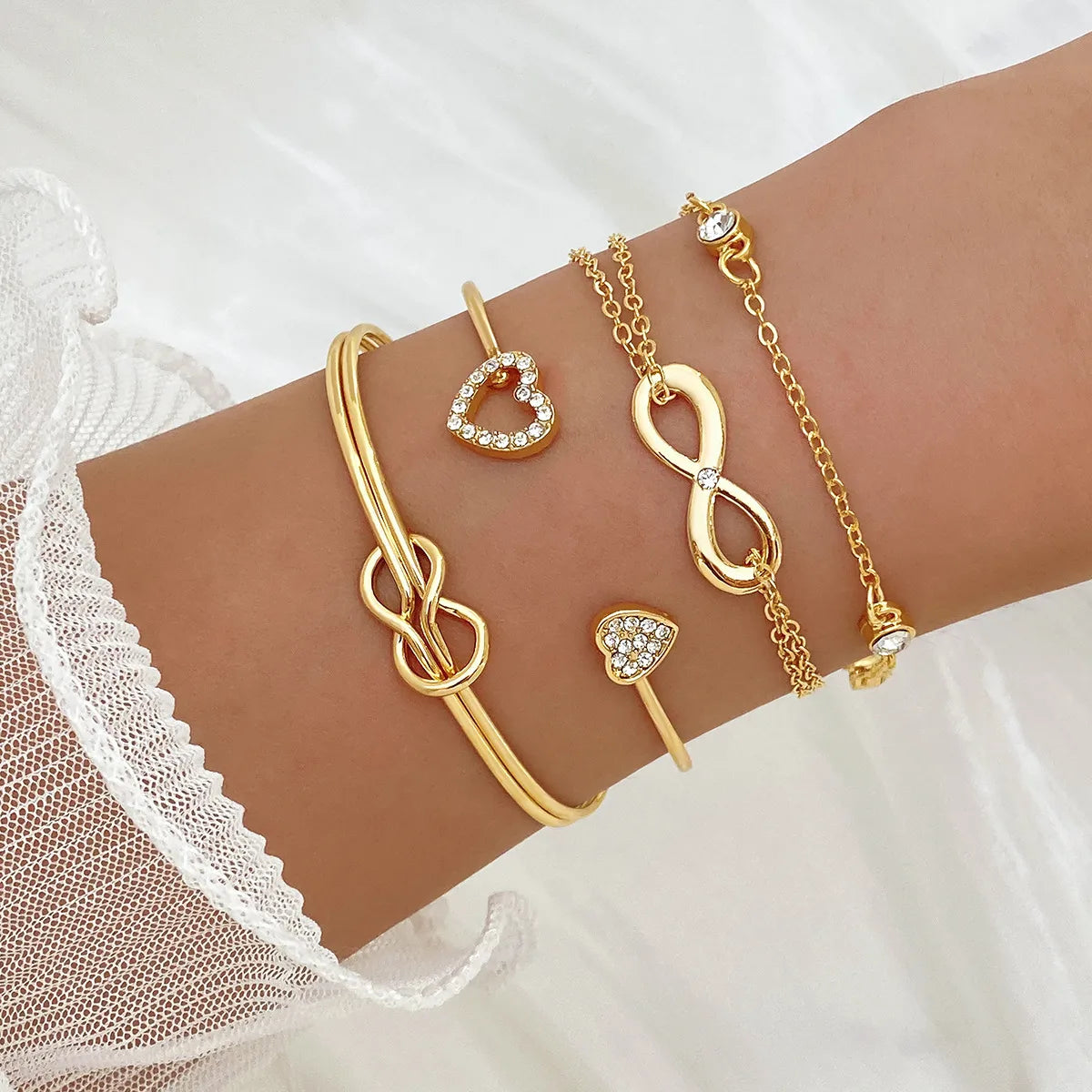 TB Golden Embrace Bracelet Set: Infinite Love & Dazzling Hearts